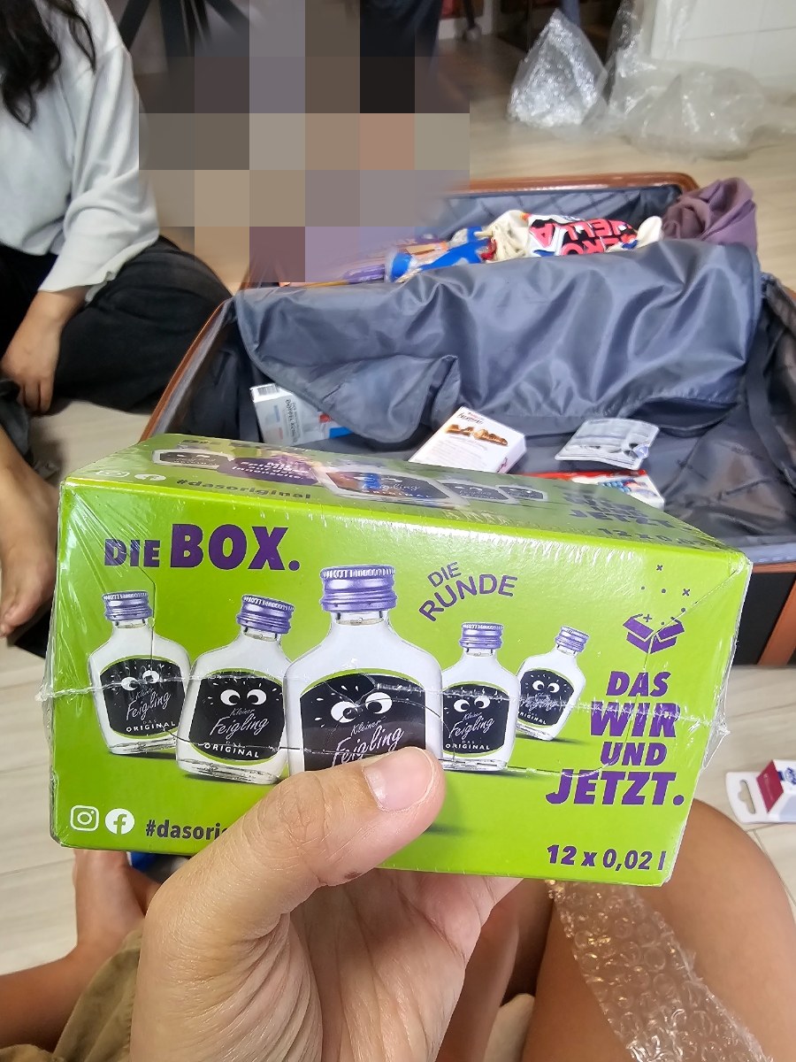 독일에서 여동생 컴백_선물